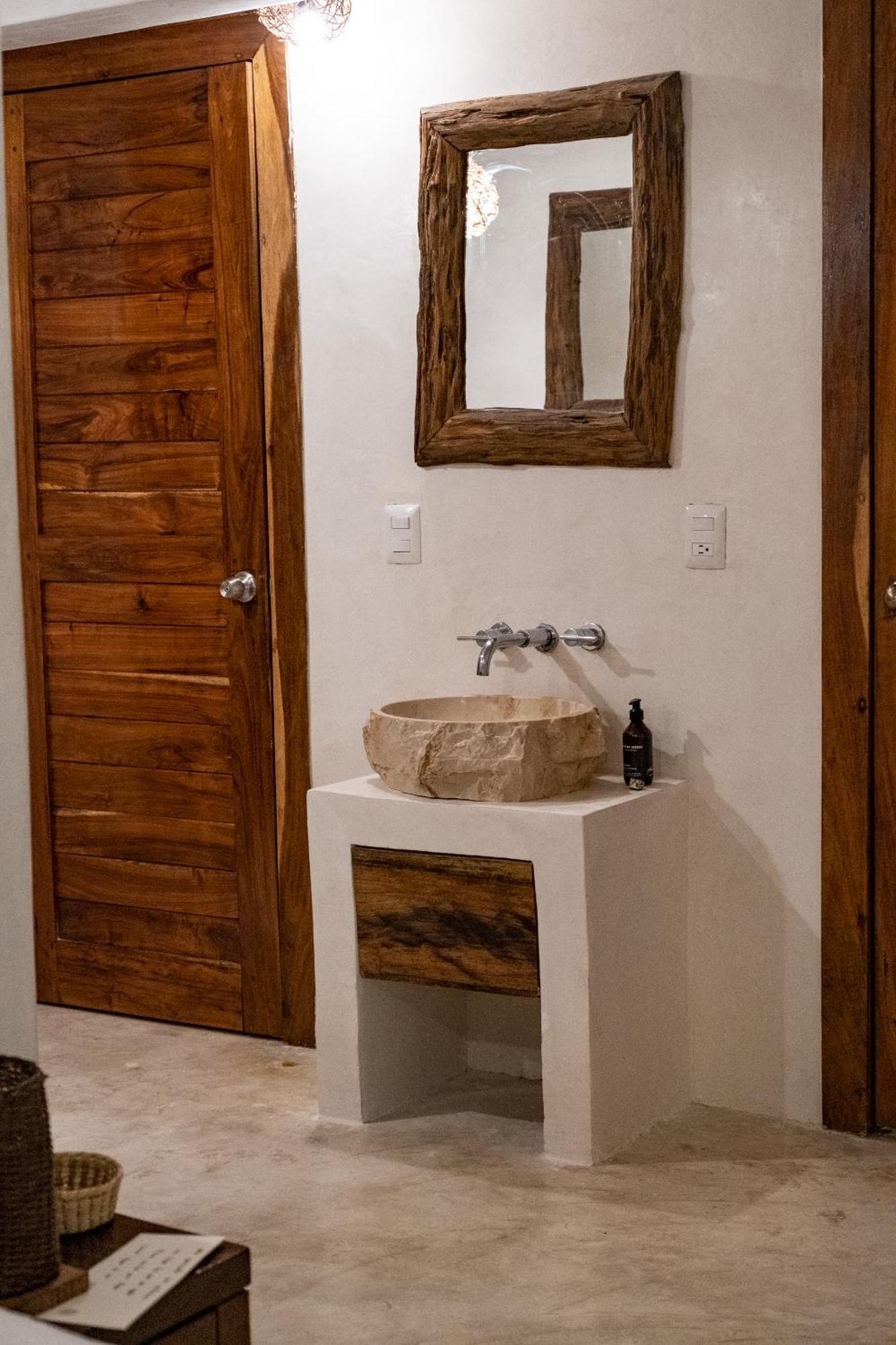 Casa Violeta 3*